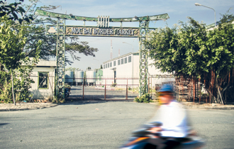 Mặt trời chưa mọc ở thành phố Mặt trời